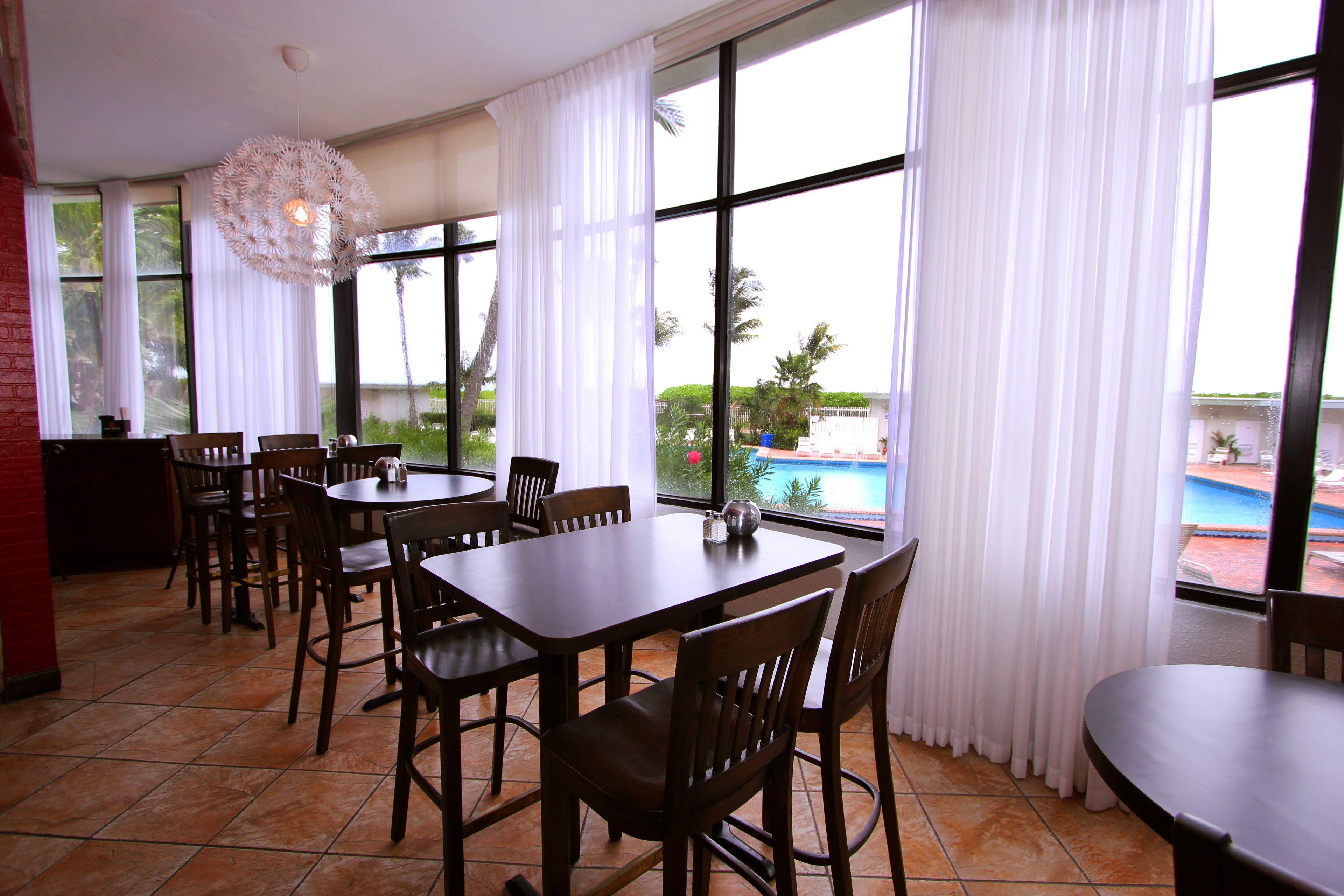 Casablanca On The Ocean East Tower — Photos 2